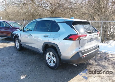 2019 Toyota Rav4 Xle from USA, damaged, VIN 2T3W1RFV2KW016147